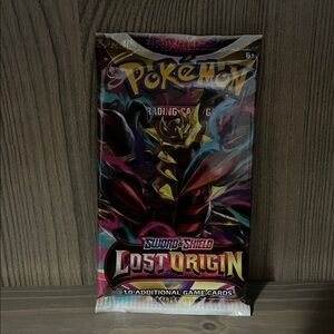 Pokémon TCG: Sword & Shield Lost Origin Booster Pack (FACTORY SEALED) On Hand!